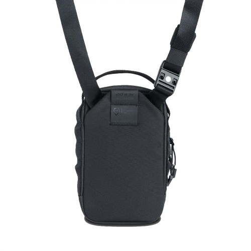 1 - WANDRD X1 Cross Body Bag Small Zwart