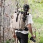 indossata 1 - WANDRD PRVKE 21L Yuma Tan Photo Bundle V4 Zaino Fotografico con Cube V2 Incluso
