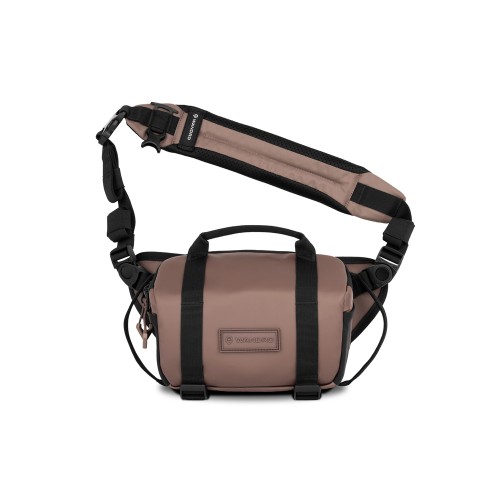 1 - WANDRD ROGUE Sling 4L Atacama Clay V2