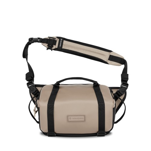1 - WANDRD ROGUE Sling 6L Yuma Tan V2
